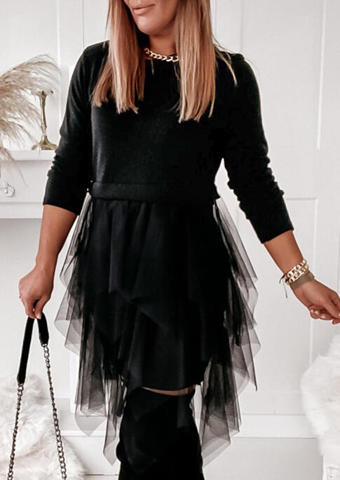 

Mini Dresses Asymmetric Mesh Splicing O-Neck Mini Dress in Black. Size: S,M,,XL