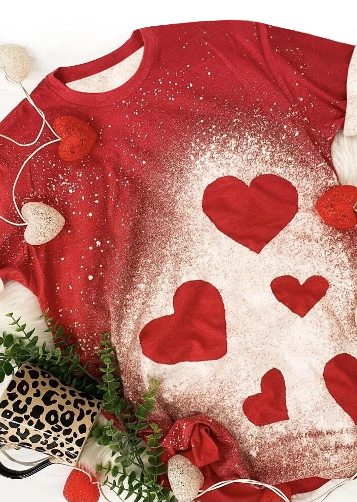 

Tees T-shirts Valentine Bleached Love Heart T-Shirt Tee in Red. Size: S,M,,XL