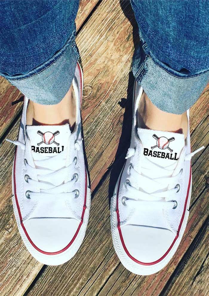 

Sneakers Baseball Lace Up Flat Canvas Sneakers in White. Size