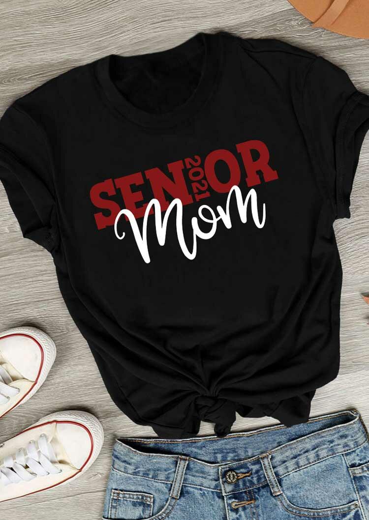 

T-shirts Tees Senior Mom 2021 O-Neck T-Shirt Tee in Black. Size: ,M
