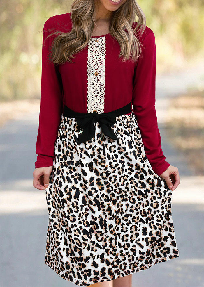 

Mini Dresses Leopard Lace Splicing Button Mini Dress in Burgundy. Size: ,XL