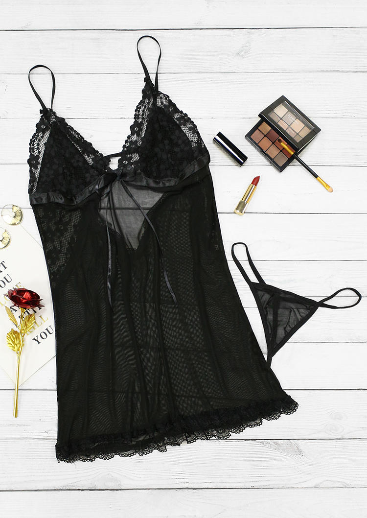 

Sleepwear Lace Spaghetti Strap Open Back Sleepwear Dress Set in Black. Size