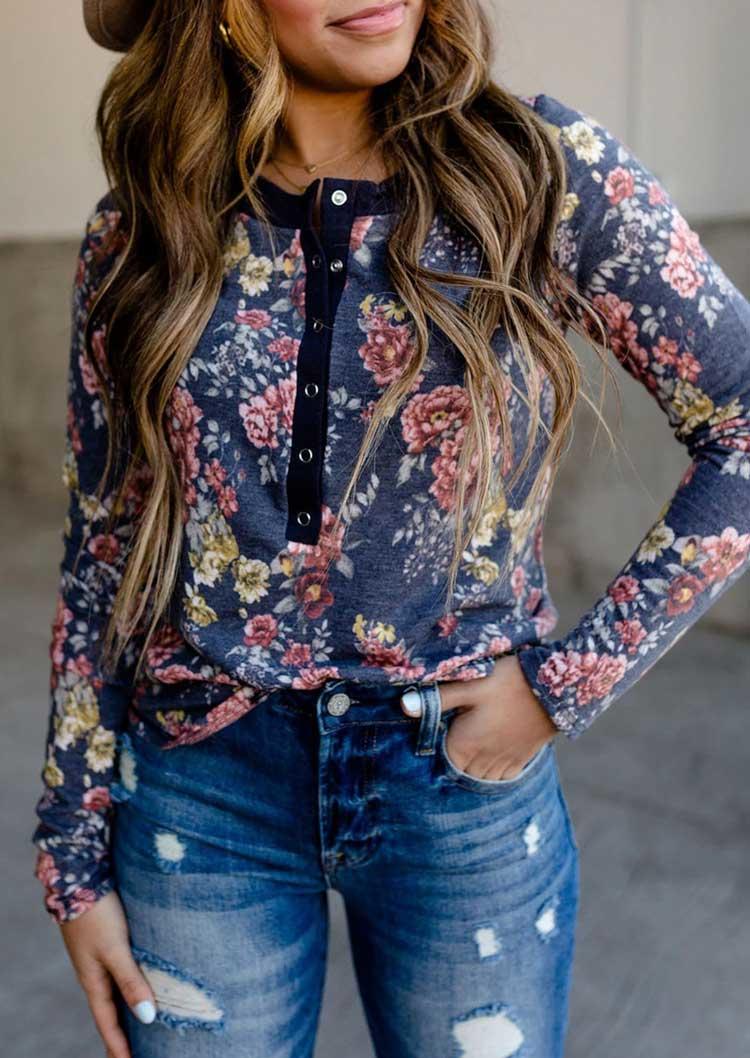 

Blouses Floral Snap Button Long Sleeve Blouse in Blue. Size: ,L