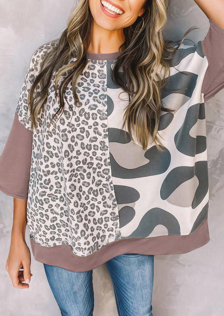 

Blouses Leopard Splicing Drop Shoulder Loose Blouse in Khaki. Size: M