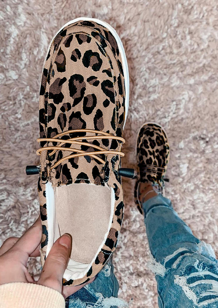 

Sneakers Leopard Slip On Round Toe Flat Sneakers in Leopard. Size