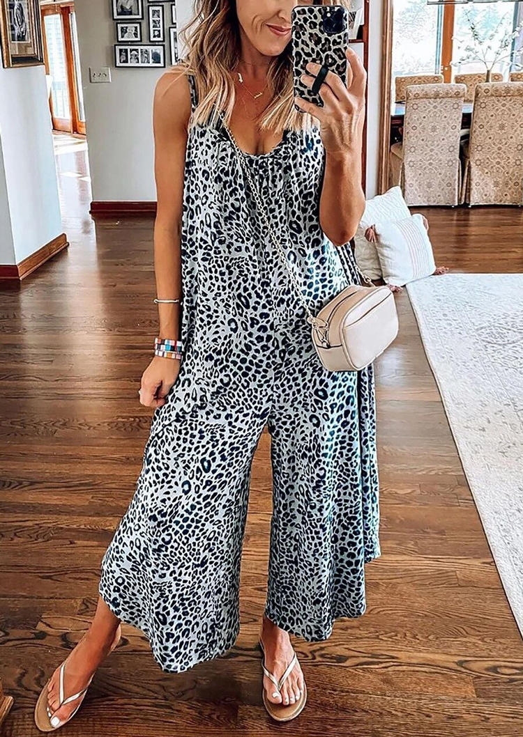 

Jumpsuits & Rompers Leopard Pocket Spaghetti Strap Jumpsuit in Leopard. Size