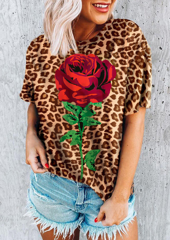 

T-shirts Tees Leopard Rose O-Neck T-Shirt Tee in Leopard. Size