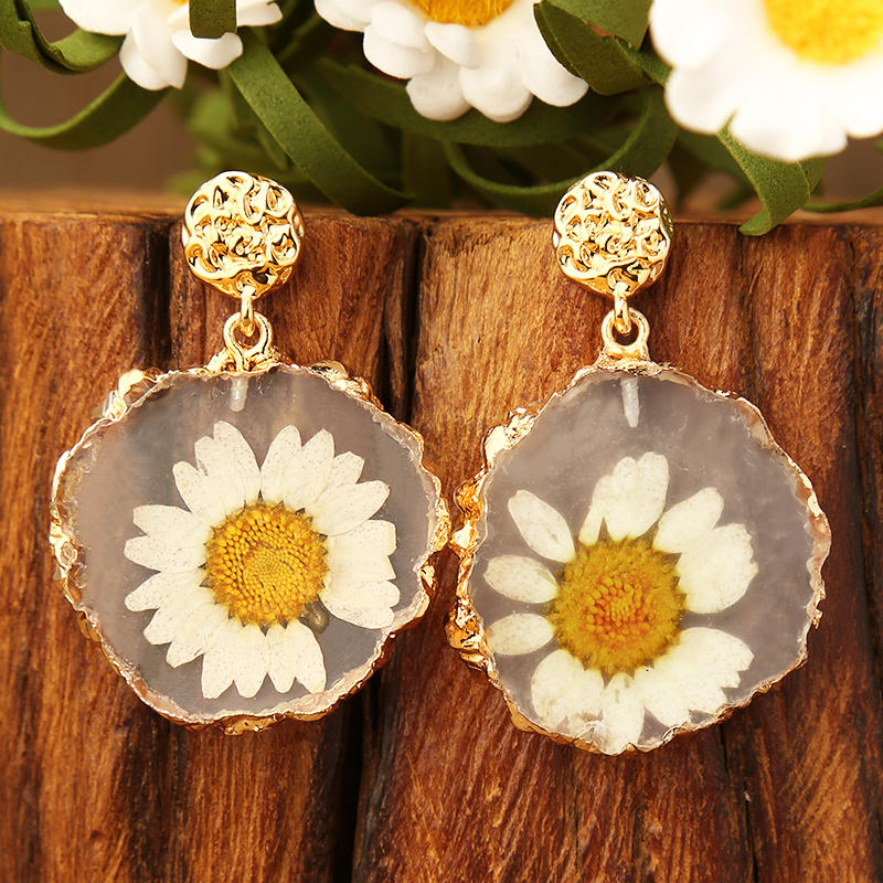 

Earrings Daisy Round Pendant Alloy Earrings in Gold. Size