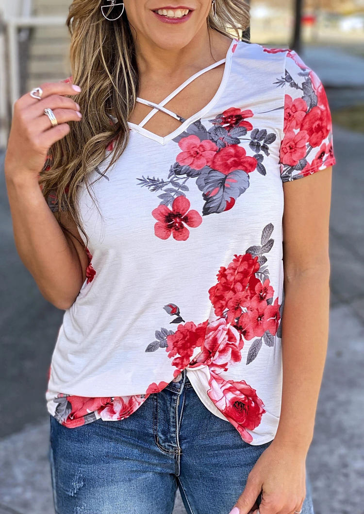 

Blouses Floral Criss-Cross V-Neck Blouse in White. Size: ,M,L