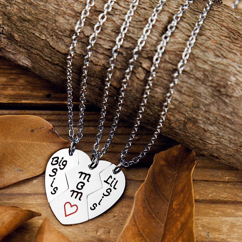 Necklaces 3Pcs Big Sis Lil Sis Mom Heart Pendant Necklace Set in Silver. Size
Necklaces 3Pcs Big Sis Lil Sis Mom Heart Pendant Necklace Set in Silver. Size
