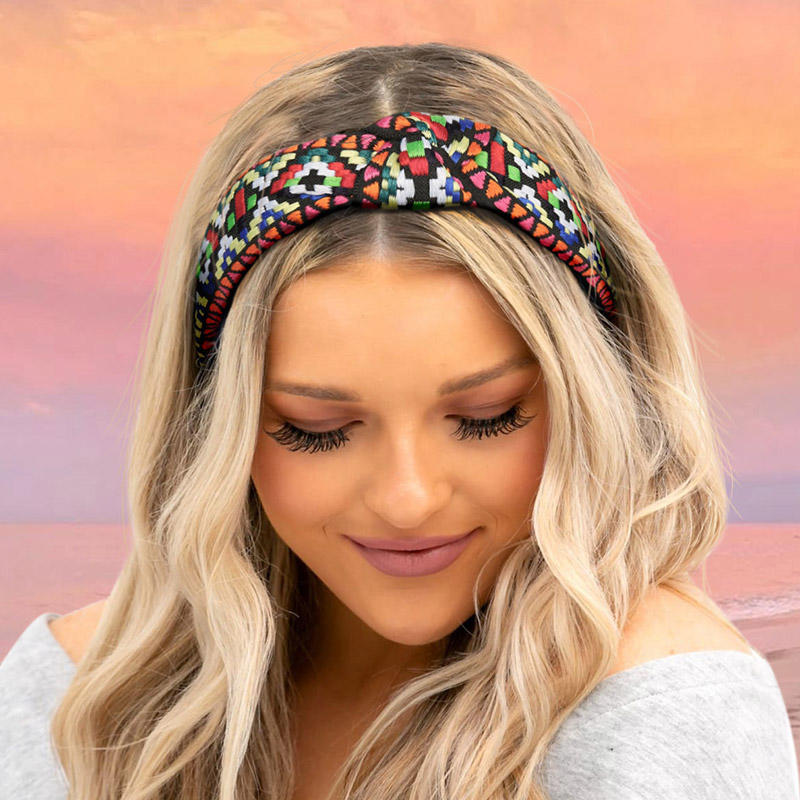 

Hair Accessories Colorful Geometric Knotted Lace Wide Headband in Multicolor. Size