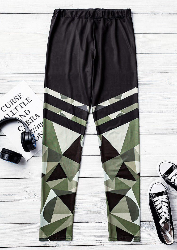 

Activewear Camouflage Elastic High Waist Yoga Sports Fitness Leggings in Black. Size