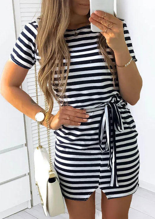 

Mini Dresses Striped Slit O-Neck Mini Dress in Stripe. Size: ,XL