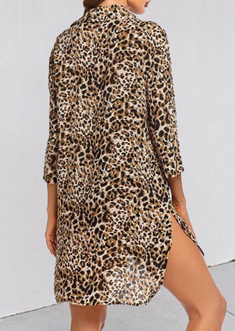 

Cover Ups Leopard Pocket Slit Cover Up in Leopard. Size