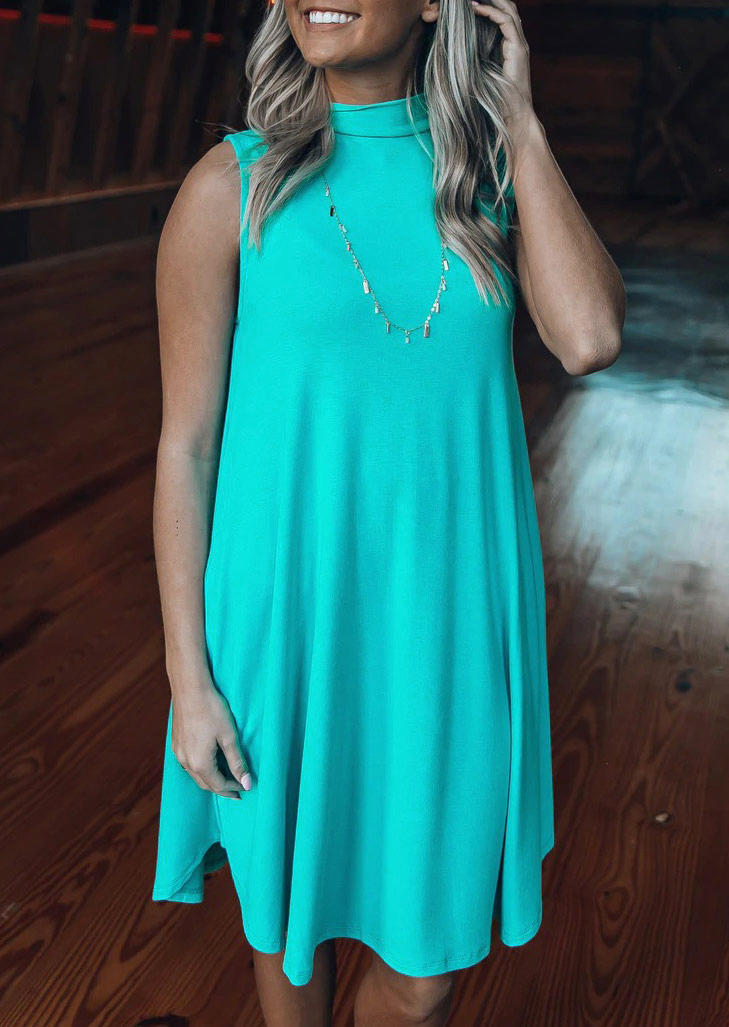 

Mini Dresses Pocket Sleeveless O-Neck Mini Dress in Cyan. Size: ,M