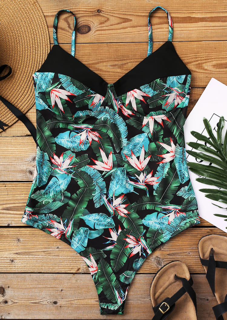

One-Pieces Swimsuit Palm Leaf Spaghetti Strap One-Piece Bathing Suit Swimwear in Multicolor. Size: ,M