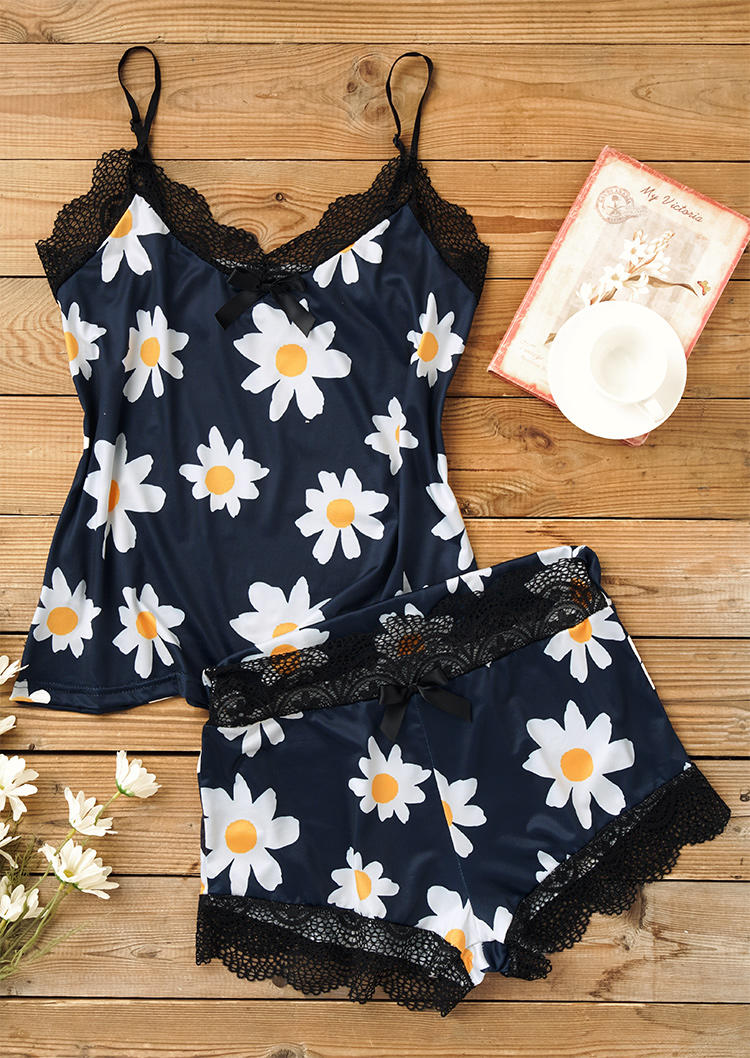

Sleepwear Daisy Lace Trim Camisole And Shorts Pajamas Set in Navy Blue. Size