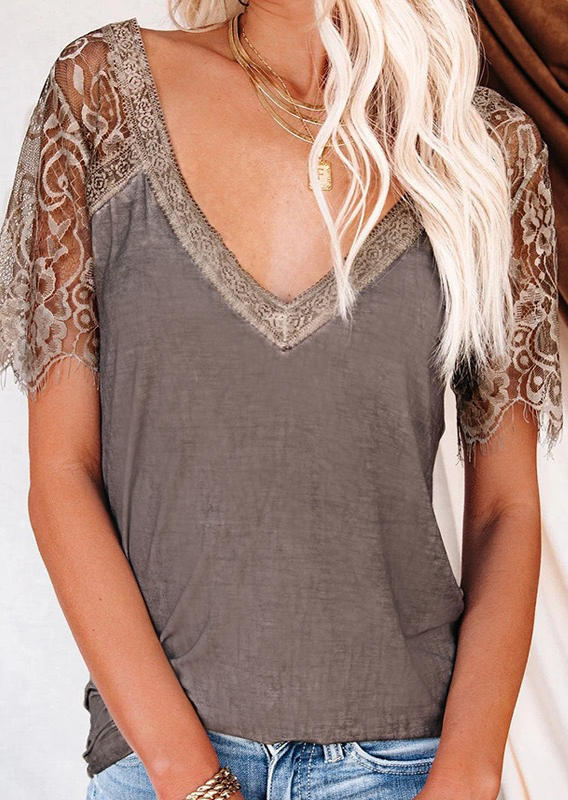 Blouses Lace Splicing V-Neck Blouse - Cameo Brown in Brown. Size: L,S