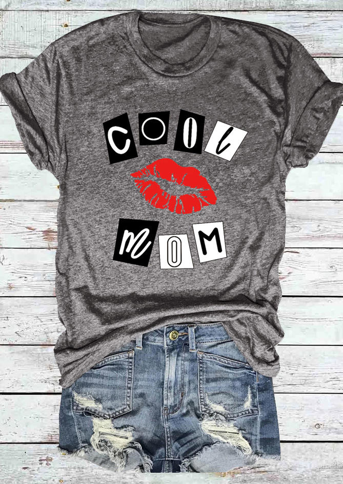 

T-shirts Tees Cool Mom Red Lips O-Neck T-Shirt Tee in Dark Grey. Size