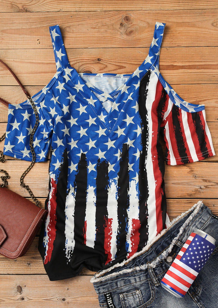 

Blouses American Flag Star Striped Criss-Cross Cold Shoulder Blouse in Multicolor. Size: ,2XL