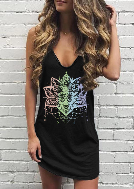 

Mini Dresses Gradient Mandala Lotus Sleeveless Mini Dress in Black. Size