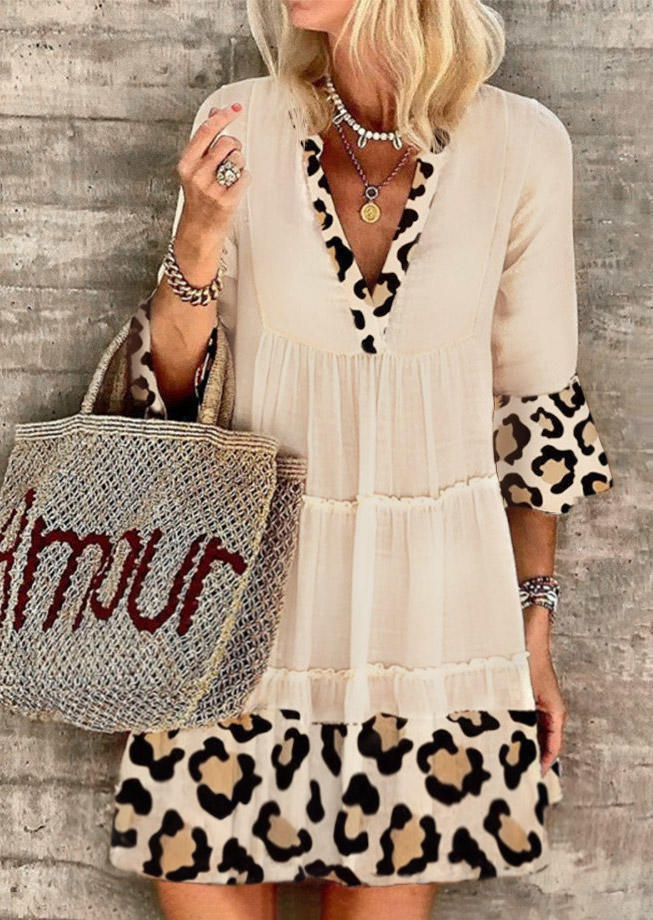 

Mini Dresses Leopard Splicing Ruffled V-Neck Mini Dress in Apricot. Size