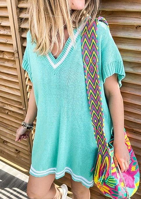

Mini Dresses Striped V-Neck Short Sleeve Mini Dress in Green. Size: ,M,L,XL