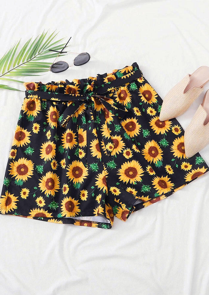 

Shorts Sunflower Elastic Waist Shorts with Belt in Multicolor. Size: ,L