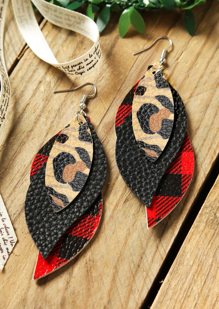 

Earrings Plaid Printed Leaf Multi-Layered Leather Earrings in Khaki. Size