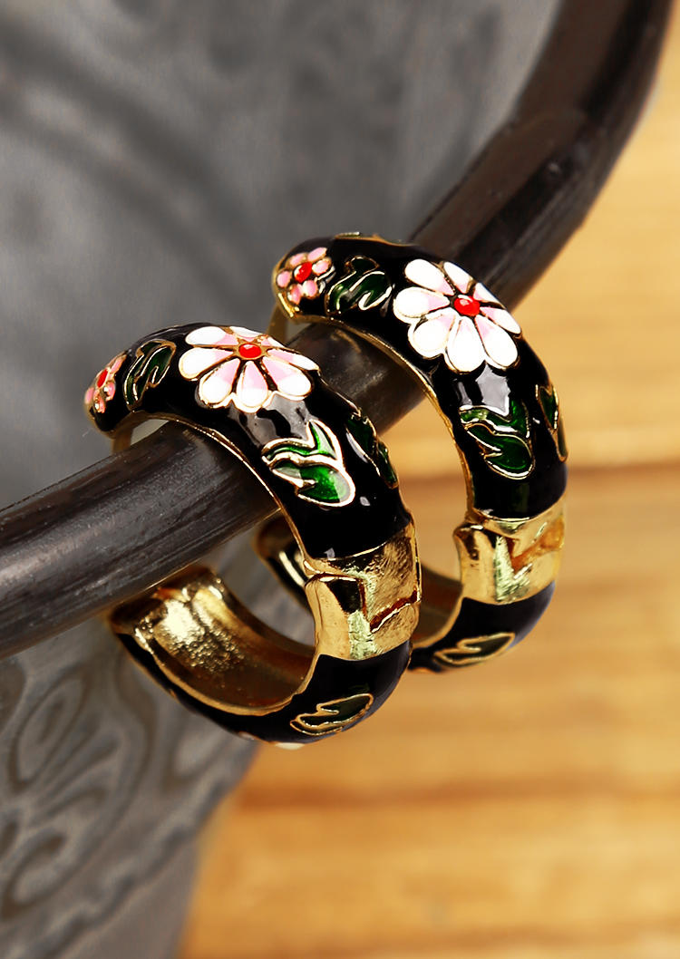 

Earrings Vintage Ethnic Style Floral Round Alloy Earrings in Black,Blue. Size