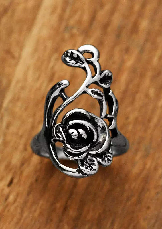 

Rings Vintage Hollow Out Flower Alloy Ring in Silver. Size