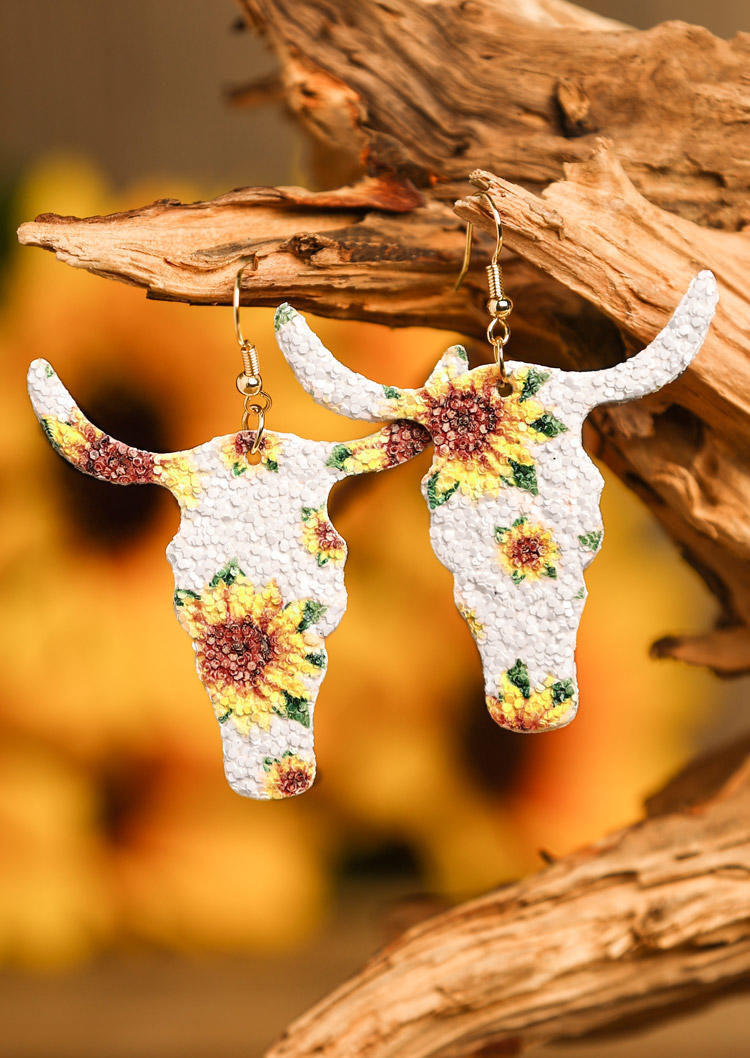 

Earrings Sunflower Steer Skull Leather Earrings in White. Size