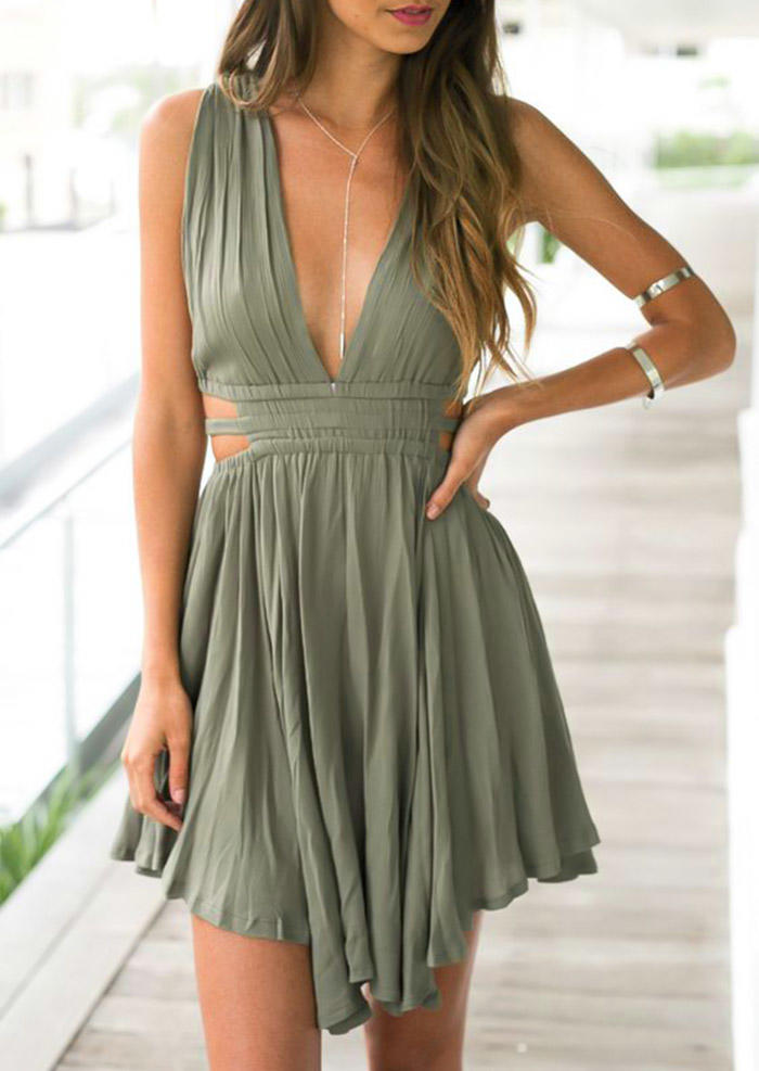

Mini Dresses Hollow Out Ruffled Open Back Asymmetric Mini Dress in Green. Size