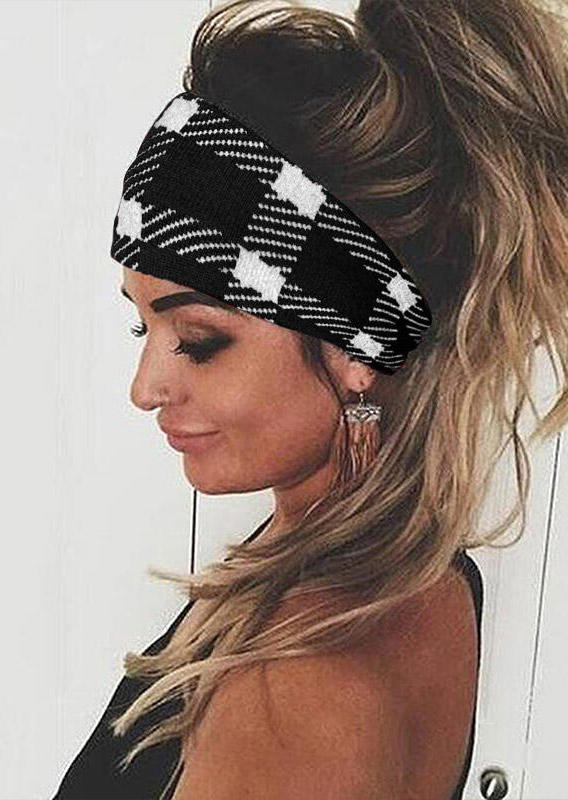 

Plaid Splicing Twist Knitted Casual Wide Headband in Coffee. Size