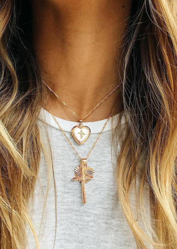 

Necklaces Heart Cross Dual-Layered Pendant Necklace in Gold. Size