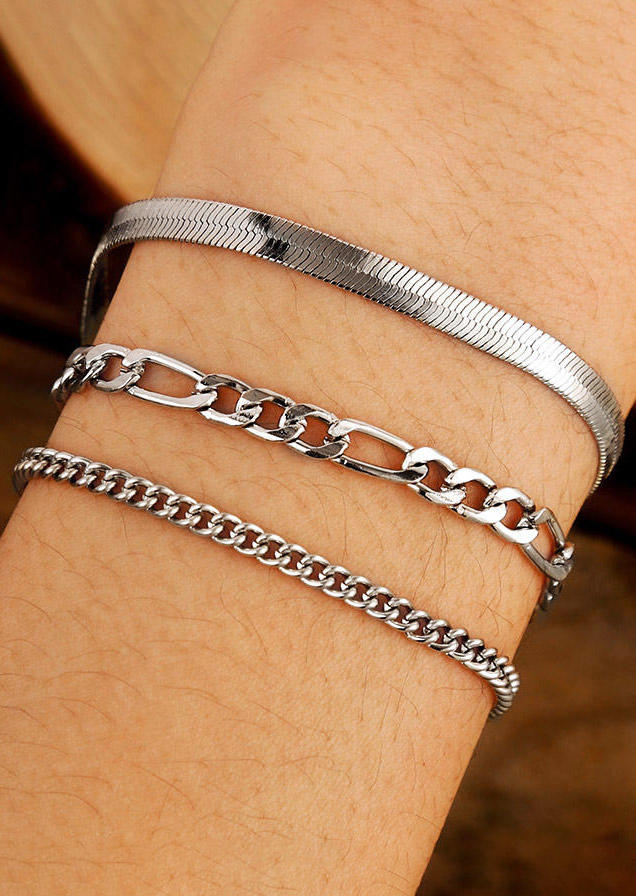 

Bracelet Vintage Punk Style Multi-Layered Alloy Bracelet in Silver. Size