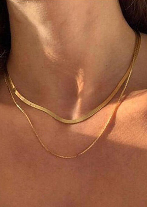 

Necklaces Fashion Adjustable Dual-Layered Alloy Choker Necklace in Gold. Size