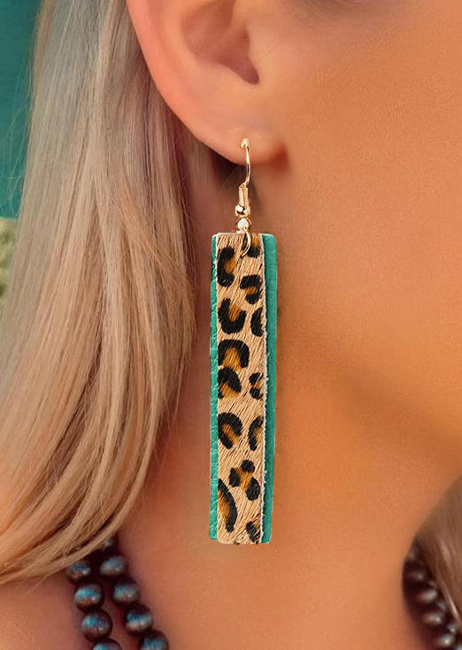 

Earrings Leopard Double-Layered Leather Earrings in Leopard,Cyan. Size