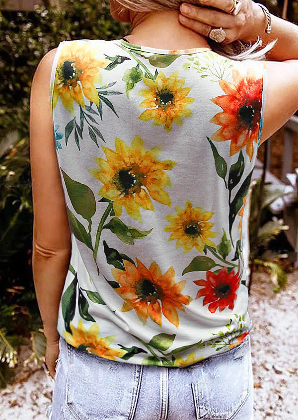Tank Tops Floral Notched Neck Tank Top without Camisole in Multicolor. Size: M