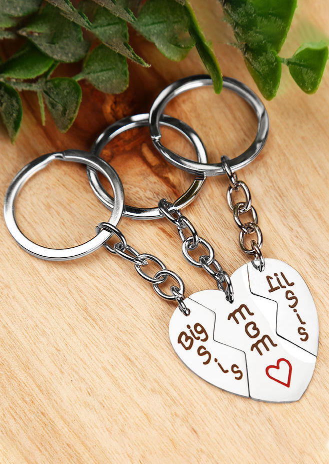 

Keychains 3Pcs Big Sis Lil Sis Mom Heart Keychain in Silver. Size