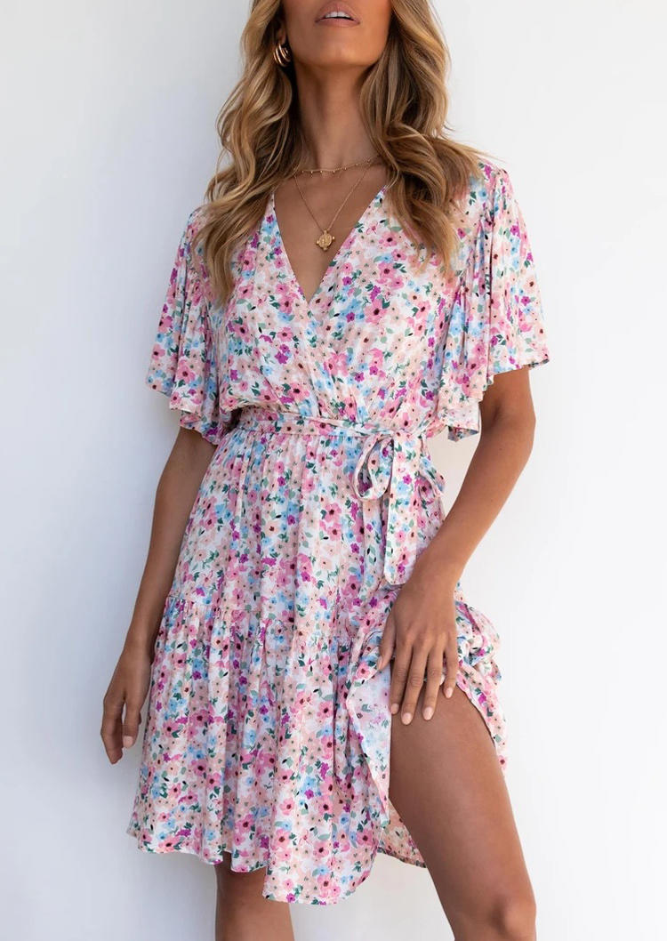 

Mini Dresses Floral Tie Ruffled V-Neck Flare Sleeve Mini Dress in Multicolor. Size: ,M,L,XL