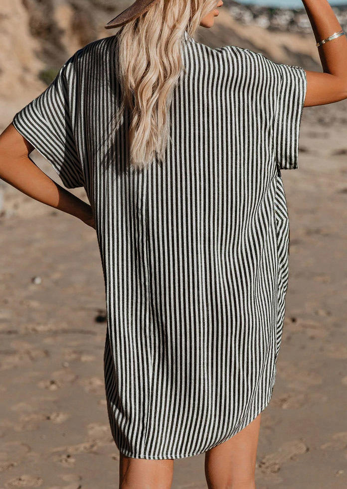 

Mini Dresses Striped Twist Single Button Mini Shirt Dress in Stripe. Size