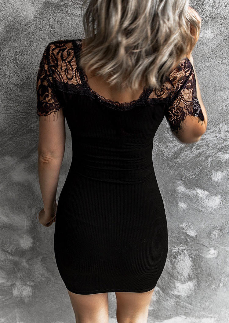 

Bodycon Dresses Lace Splicing Raglan Sleeve Bodycon Dress in Black. Size