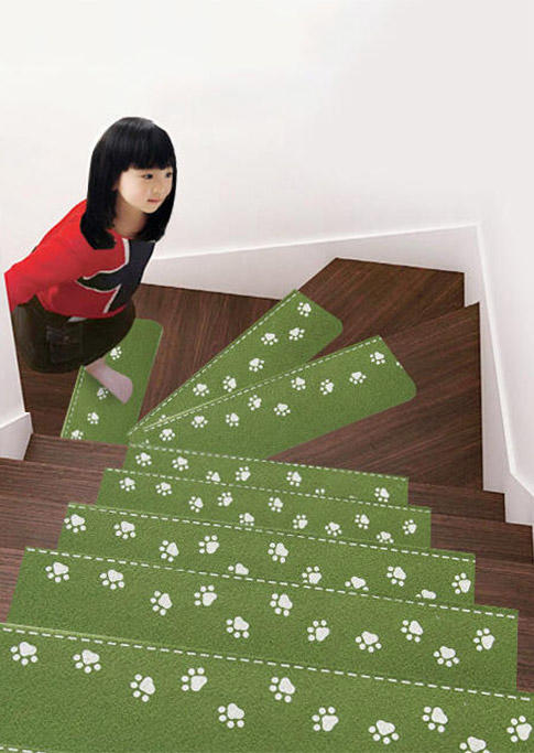 

Luminous Visual Stair Anti-Skid Staircase Mat in Green. Size