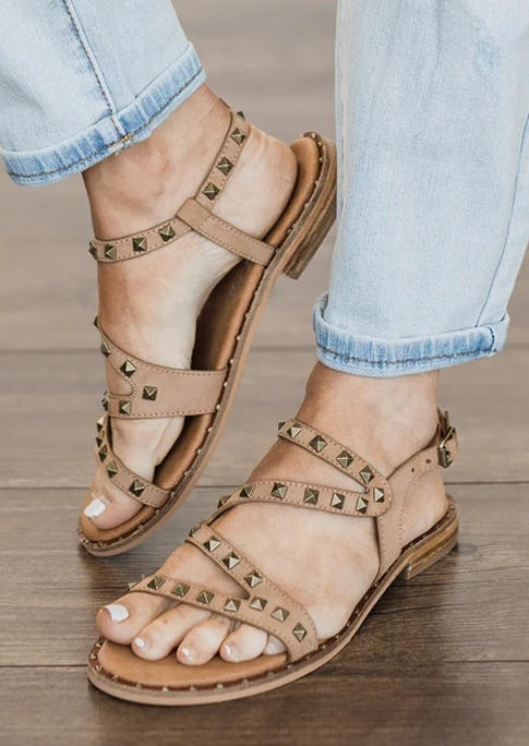 

Sandals Summer Rivet Buckle Strap Flat Sandals in Apricot. Size: ,38,39,40,41