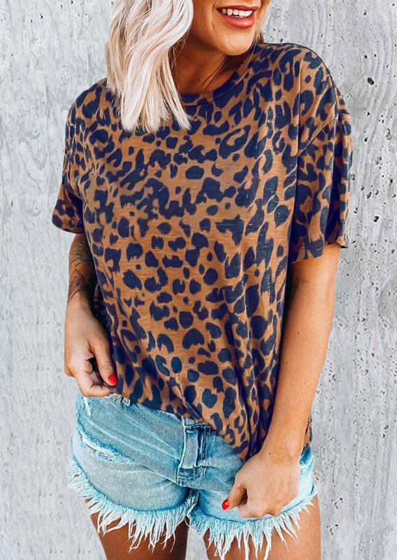 

T-shirts Tees Leopard Short Sleeve O-Neck T-Shirt Tee in Leopard. Size: ,XL