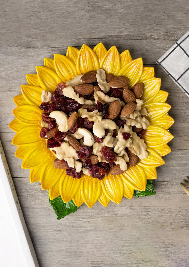 

Tools Sunflower Dried Fruit Dish Tray in Green,Yellow. Size
