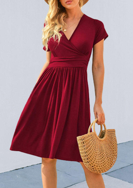 

Mini Dresses Wrap V-Neck Casual Mini Dress in Burgundy. Size: ,M,L,XL
