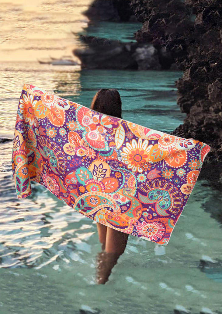 

Vintage Paisley Floral Quick-Drying Shawl Beach Towel in Multicolor. Size