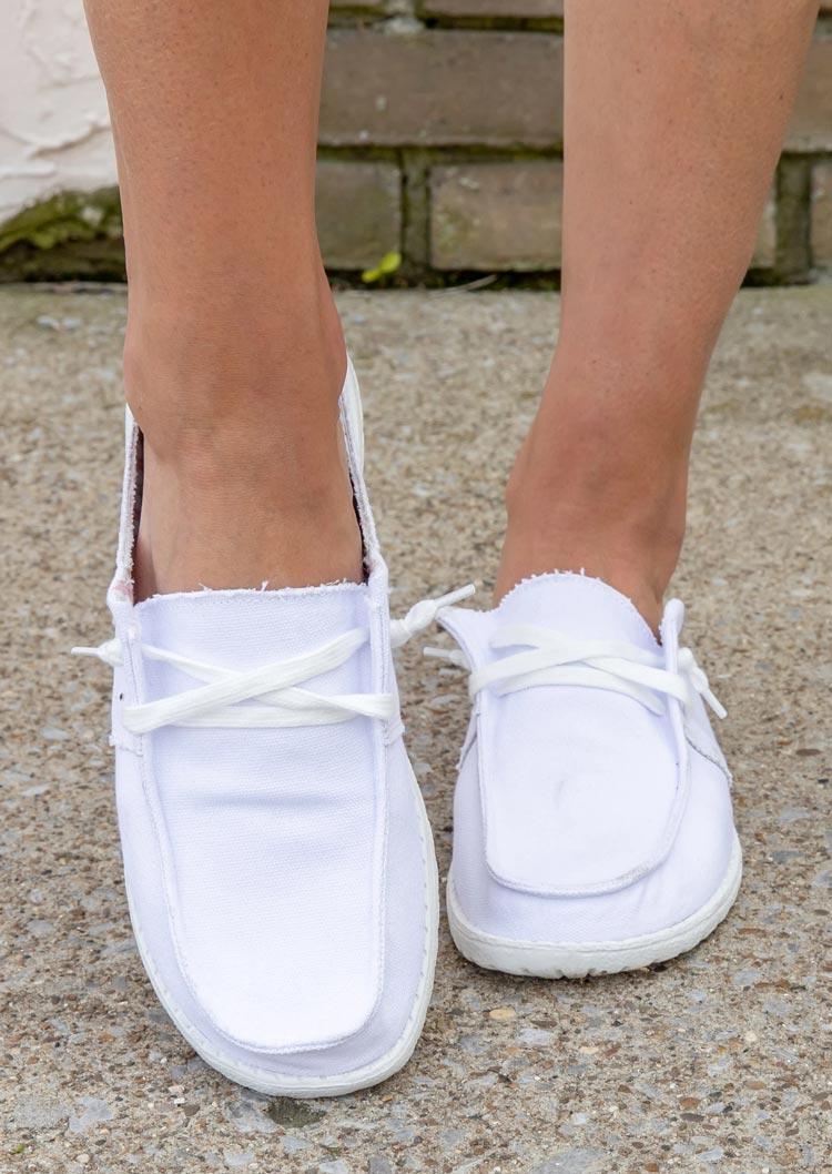 

Sneakers Women's Lace Up Round Toe Flat Sneakers in White. Size